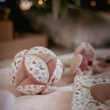 Lade das Bild in den Galerie-Viewer, STOFFBALL - FAIRY GARDEN / ROSA