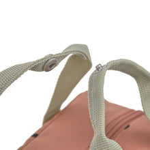 Lade das Bild in den Galerie-Viewer, KINDERGARTENRUCKSACK - MINI SQUARE BACKPACK - HAPPY PRINTS - KARAMELL