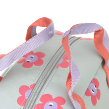 Lade das Bild in den Galerie-Viewer, KINDERGARTENRUCKSACK SQUARE - HAPPY TRAILS / BLUME