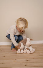 Lade das Bild in den Galerie-Viewer, KUSCHELTIER KUH 25 CM - LITTLE FARM