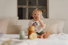 Lade das Bild in den Galerie-Viewer, STAPELBECHER - LITTLE DUTCH