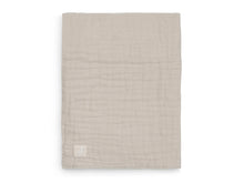 Lade das Bild in den Galerie-Viewer, DECKE WRINKLED COTTON - 75X100 CM NOUGAT