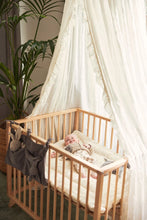 Lade das Bild in den Galerie-Viewer, BALDACHIN BETTHIMMEL - VINTAGE - RUFFLE 245 CM / IVORY
