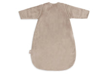 Lade das Bild in den Galerie-Viewer, SCHLAFSACK NEWBORN - 60 CM MIT ABNEHMBAREN ÄRMELN / VELVET  MILKY COFFEE
