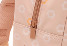 Lade das Bild in den Galerie-Viewer, RUCKSACK - FLOWER
