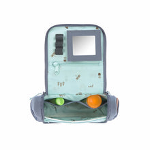 Lade das Bild in den Galerie-Viewer, KULTURBEUTEL KINDER - MINI WASHBAG / TRAKTOR
