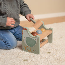 Lade das Bild in den Galerie-Viewer, HAMMERBANK MIT KUGELN - LITTLE FARM
