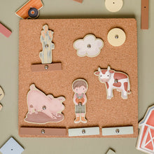 Lade das Bild in den Galerie-Viewer, HAMMER SPIEL - LITTLE FARM
