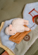 Lade das Bild in den Galerie-Viewer, STOFFBUCH MIT AKTIVITÄTEN - LITTLE FARM
