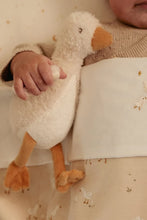 Lade das Bild in den Galerie-Viewer, GANS LITTLE GOOSE - 17 CM / LITTLE DUTCH
