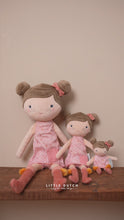 Laden und Abspielen von Videos im Galerie-Viewer, KUSCHELPUPPE ROSA - 35 CM
