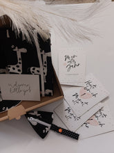 Lade das Bild in den Galerie-Viewer, GESCHENKBOX - MÄDCHEN 1
