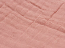 Lade das Bild in den Galerie-Viewer, DECKE WRINKLED COTTON 75X100 CM - ROSEWOOD
